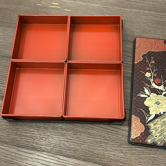 Vintage Japan peacock nesting serving set Japanese lacquer style - Picture 3 of 13